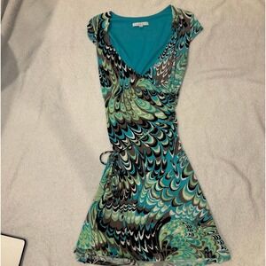 Laundry by Shelli Segal Teal Blue Feather Print Wrap Dress Size 2